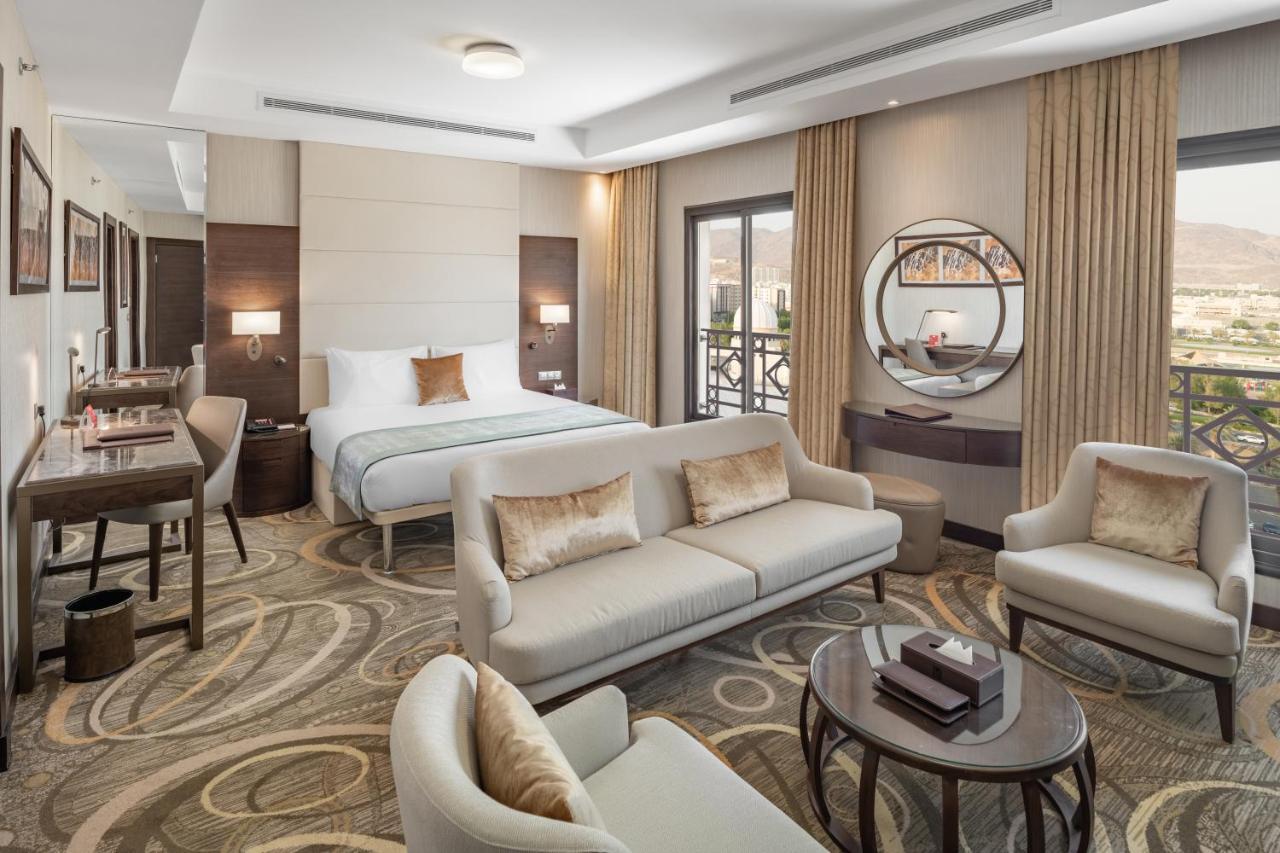 Millennium Makkah Al Naseem Мека Екстериор снимка Room at the hotel